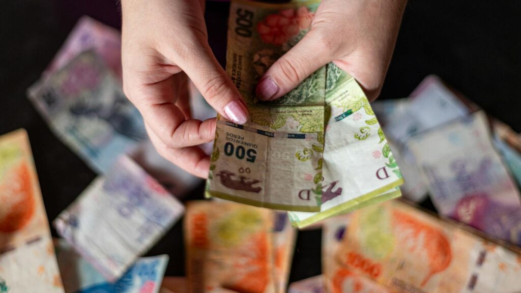 Ahorro efectivo con pólizas de seguros de auto 1 pexels photo 35831872 1
